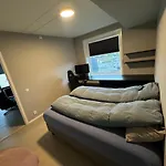 Family-friendly Luxury Penthhouse With Three Bedrooms Jordalen