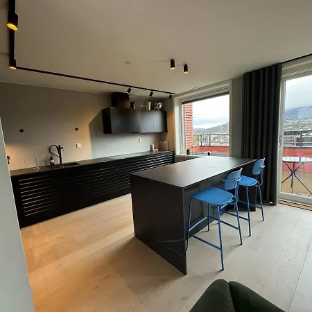 アパート Family-friendly Luxury Penthhouse With Three Bedrooms