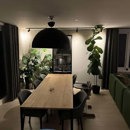 Family-friendly Luxury Penthhouse With Three Bedrooms アパート