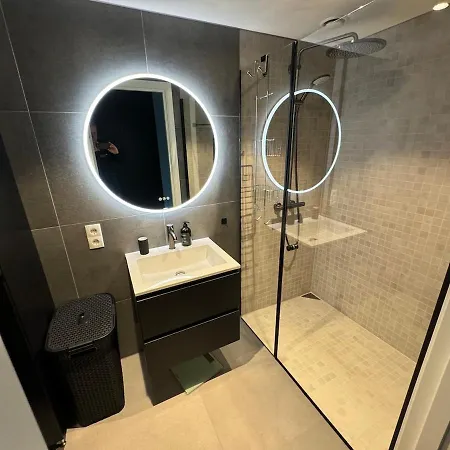 アパート Family-friendly Luxury Penthhouse With Three Bedrooms Jordalen