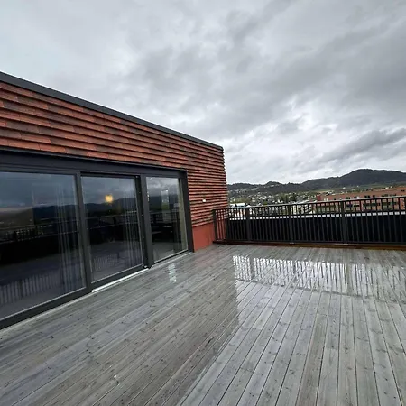 アパート Family-friendly Luxury Penthhouse With Three Bedrooms Jordalen